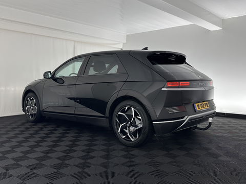 Hyundai IONIQ 5 Connect+ 73kWh (3-Fase-11kW) {SOH-98%} INCL-BTW) Aut *HEATPUMP | LEATHER-FABRIC | BOSE-AUDIO | FULL-LED | DIGI-COCKPIT | AMBIENTLIGHT | DAB | SHIFTPADDLES | HEAD-UP | NAVI-FULLMAP | KEYLESS | CAMERA | HEATED-COMFORTSEATS | TOWBAR*