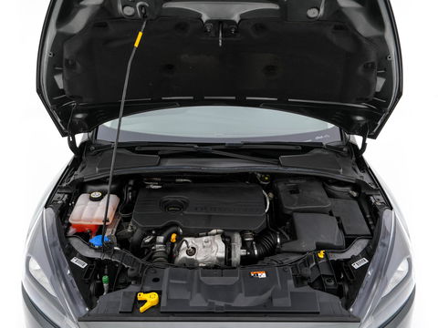 Ford FOCUS Wagon 1.5 TDCI Titanium Lease Edition (INCL-BTW) Aut. *NAVI-FULLMAP | HEATED-COMFORTSEATS | KEYLESS | PRIVACY-GLASS | ECC | SYNC-AUDIO | PDC | CRUISE | 16''ALU*