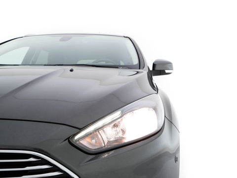 Ford FOCUS Wagon 1.5 TDCI Titanium Lease Edition (INCL-BTW) Aut. *NAVI-FULLMAP | HEATED-COMFORTSEATS | KEYLESS | PRIVACY-GLASS | ECC | SYNC-AUDIO | PDC | CRUISE | 16''ALU*