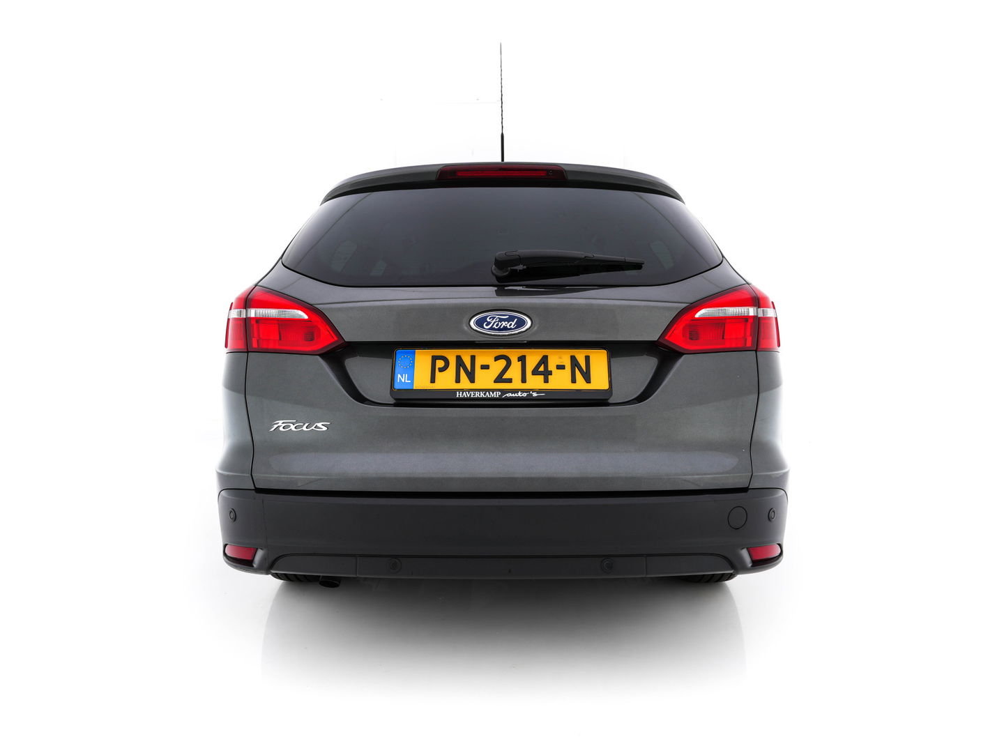Ford FOCUS Wagon 1.5 TDCI Titanium Lease Edition (INCL-BTW) Aut. *NAVI-FULLMAP | HEATED-COMFORTSEATS | KEYLESS | PRIVACY-GLASS | ECC | SYNC-AUDIO | PDC | CRUISE | 16''ALU*