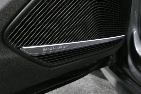 Audi S5 Sportback 3.0 TFSI S5 quattro / RS Seats / Panoramadak / Elektr. verstelbare voorstoelen + massage functie / Carbon interieurdelen / Magnetic Ride Control / Matrix LED / Apple Carplay - Android Auto / Stoelverwarming voor + achter / Bang & Olufsen Sound S