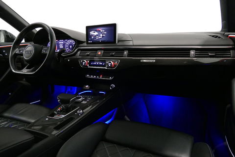 Audi S5 Sportback 3.0 TFSI S5 quattro / RS Seats / Panoramadak / Elektr. verstelbare voorstoelen + massage functie / Carbon interieurdelen / Magnetic Ride Control / Matrix LED / Apple Carplay - Android Auto / Stoelverwarming voor + achter / Bang & Olufsen Sound S