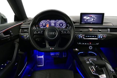 Audi S5 Sportback 3.0 TFSI S5 quattro / RS Seats / Panoramadak / Elektr. verstelbare voorstoelen + massage functie / Carbon interieurdelen / Magnetic Ride Control / Matrix LED / Apple Carplay - Android Auto / Stoelverwarming voor + achter / Bang & Olufsen Sound S