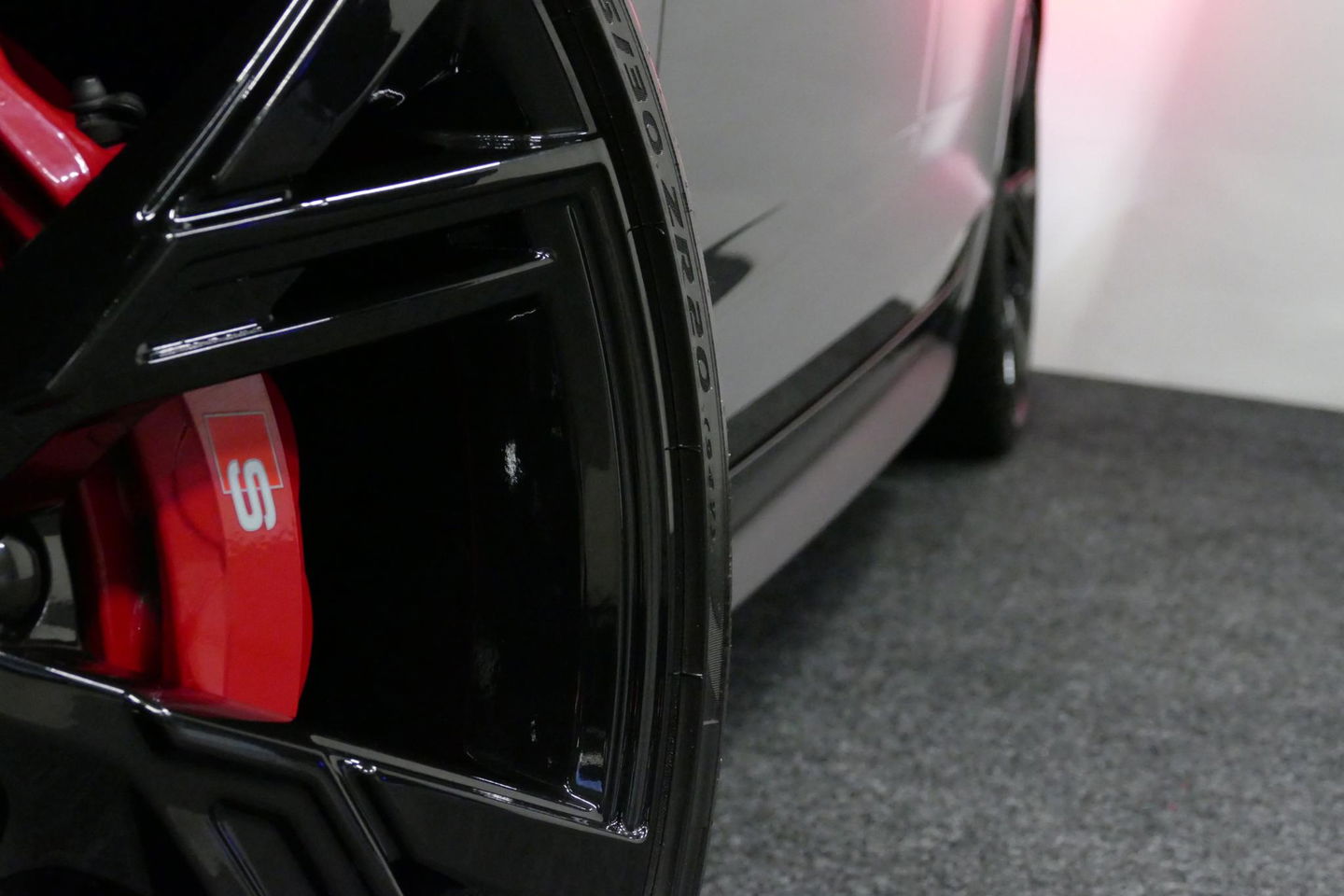 Audi S5 Sportback 3.0 TFSI S5 quattro / RS Seats / Panoramadak / Elektr. verstelbare voorstoelen + massage functie / Carbon interieurdelen / Magnetic Ride Control / Matrix LED / Apple Carplay - Android Auto / Stoelverwarming voor + achter / Bang & Olufsen Sound S