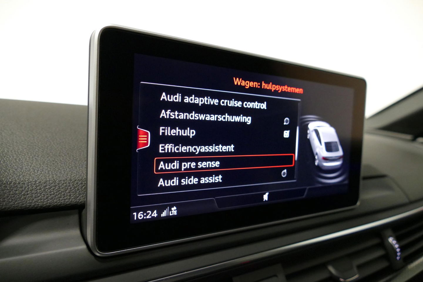 Audi S5 Sportback 3.0 TFSI S5 quattro / RS Seats / Panoramadak / Elektr. verstelbare voorstoelen + massage functie / Carbon interieurdelen / Magnetic Ride Control / Matrix LED / Apple Carplay - Android Auto / Stoelverwarming voor + achter / Bang & Olufsen Sound S