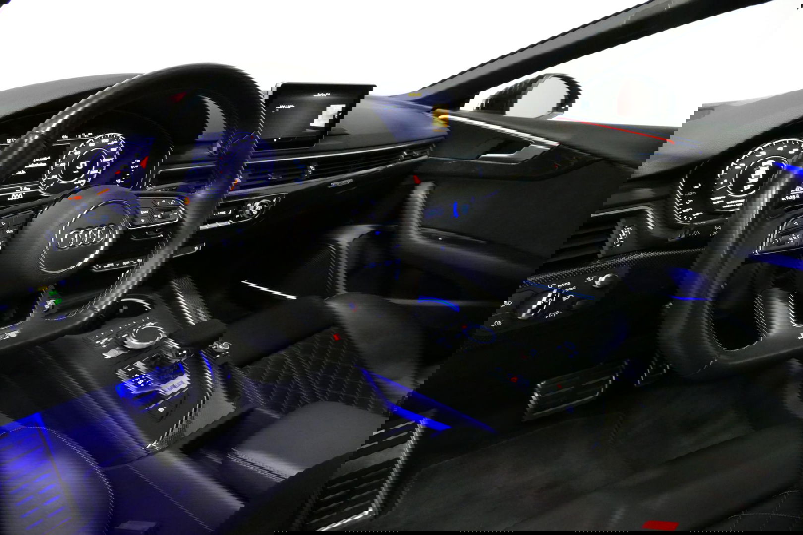 Audi S5 Sportback 3.0 TFSI S5 quattro / RS Seats / Panoramadak / Elektr. verstelbare voorstoelen + massage functie / Carbon interieurdelen / Magnetic Ride Control / Matrix LED / Apple Carplay - Android Auto / Stoelverwarming voor + achter / Bang & Olufsen Sound S