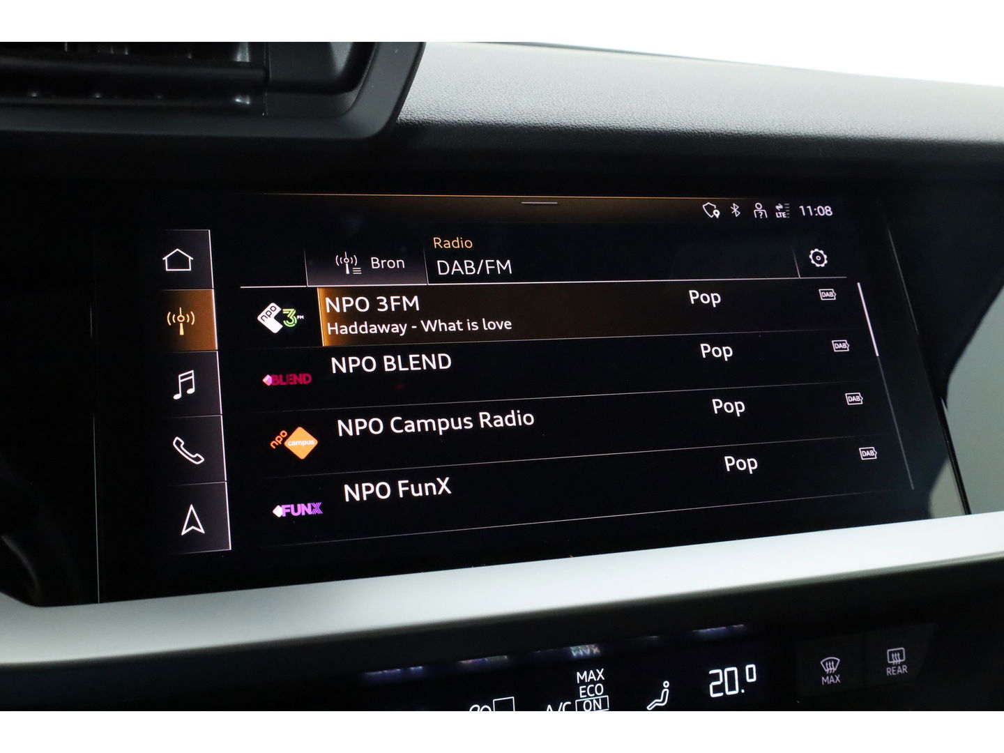 Audi A3 Sportback 35 TFSI S edition | Digi. Cockpit | Stoelverw. | Cruise ctrl | PDC | Nav + CarPlay | 18'' |