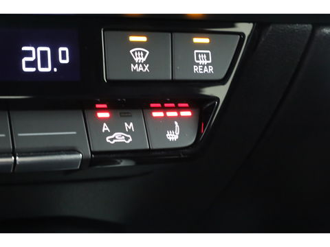 Audi A3 Sportback 35 TFSI S edition | Digi. Cockpit | Stoelverw. | Cruise ctrl | PDC | Nav + CarPlay | 18'' |