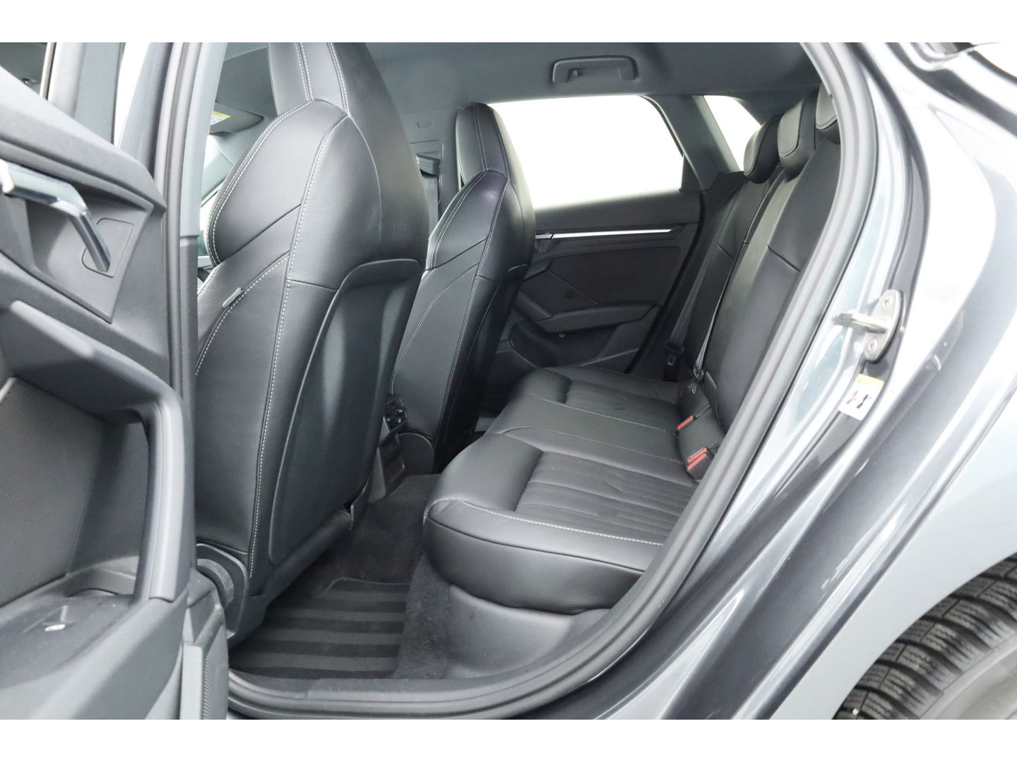 Audi A3 Sportback 35 TFSI S edition | Digi. Cockpit | Stoelverw. | Cruise ctrl | PDC | Nav + CarPlay | 18'' |