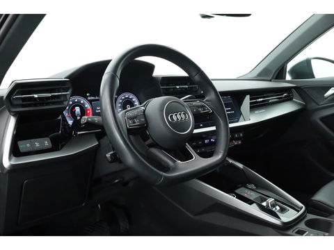 Audi A3 Sportback 35 TFSI S edition | Digi. Cockpit | Stoelverw. | Cruise ctrl | PDC | Nav + CarPlay | 18'' |