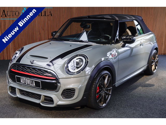 MINI Cooper Cabrio - Mini 2.0 John Works 232pk HUD Navi Leer Camera Harman K. PDC Carplay Keyless Go & Entry LM velgen Zwarte binnenhemel Stoelverwarming Sportstoelen LED BTW auto!