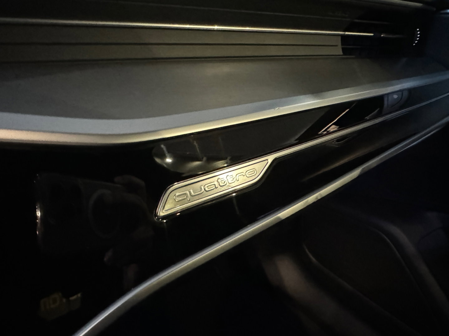 Audi A6 Avant 55 TFSI e quattro Competition Pano|Memory|Keyl