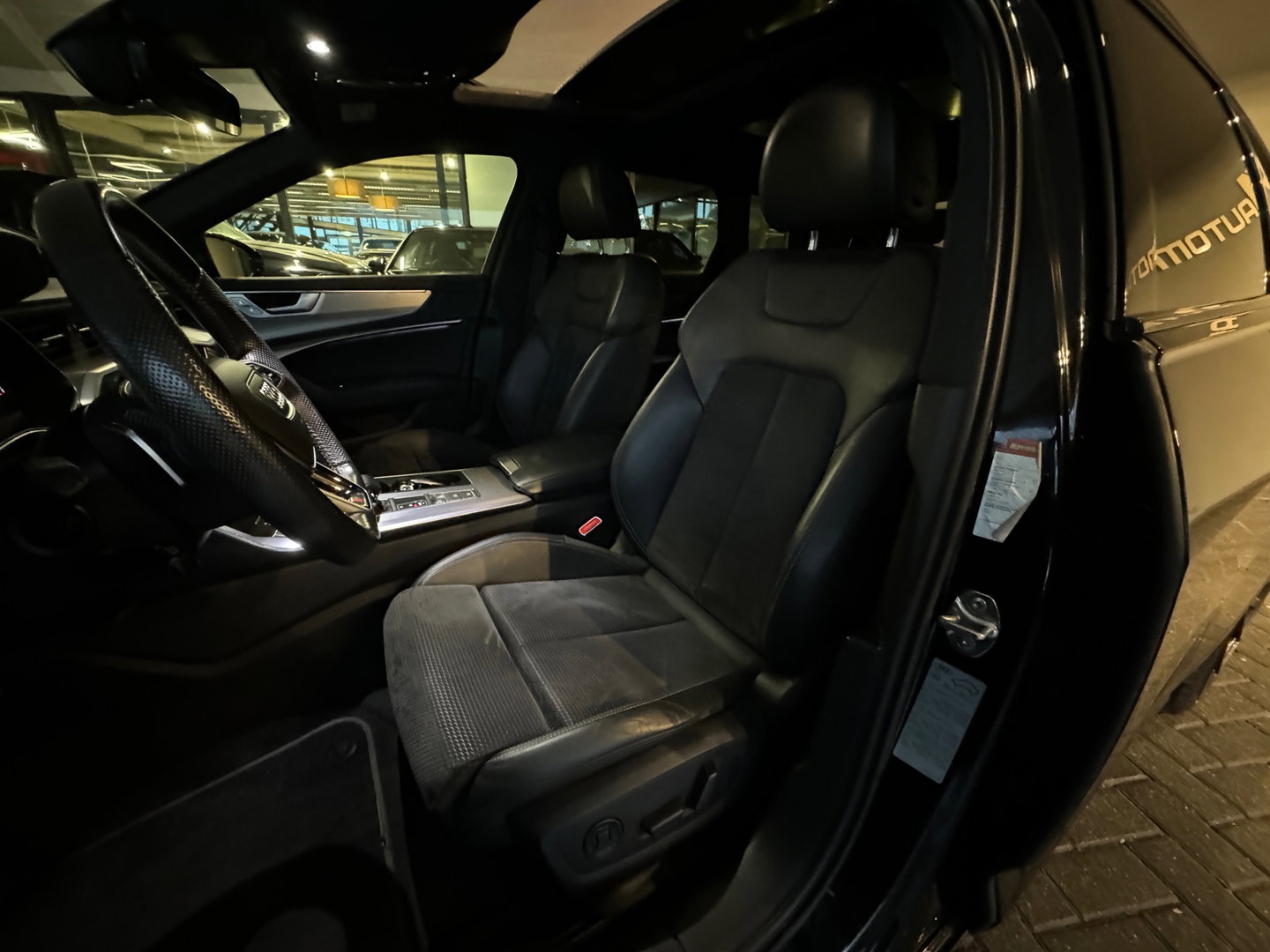 Audi A6 Avant 55 TFSI e quattro Competition Pano|Memory|Keyl