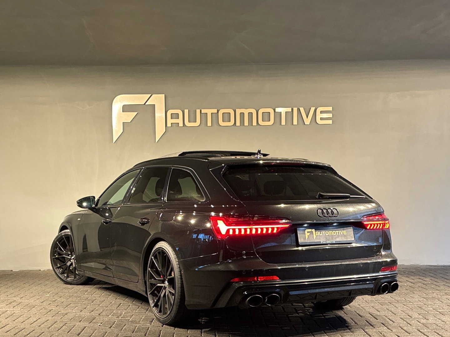 Audi A6 Avant 55 TFSI e quattro Competition Pano|Memory|Keyl