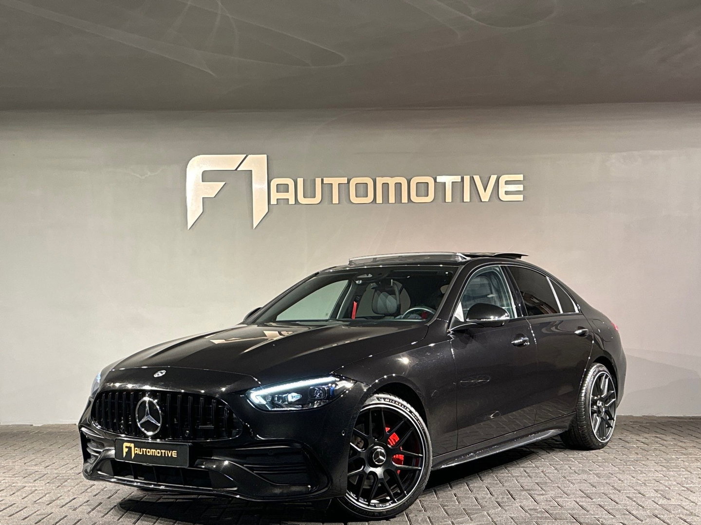 Mercedes-Benz C-Klasse 300 e AMG Pano|BTW|HuD|Burmester