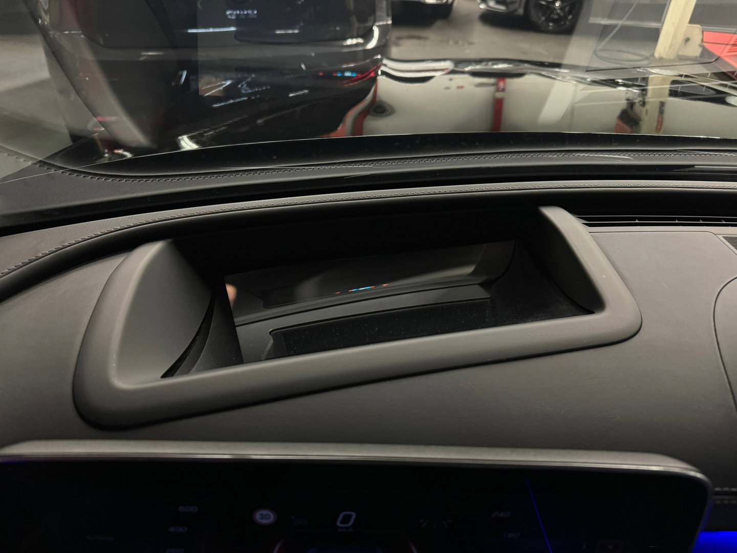 Mercedes-Benz C-Klasse 300 e AMG Pano|BTW|HuD|Burmester