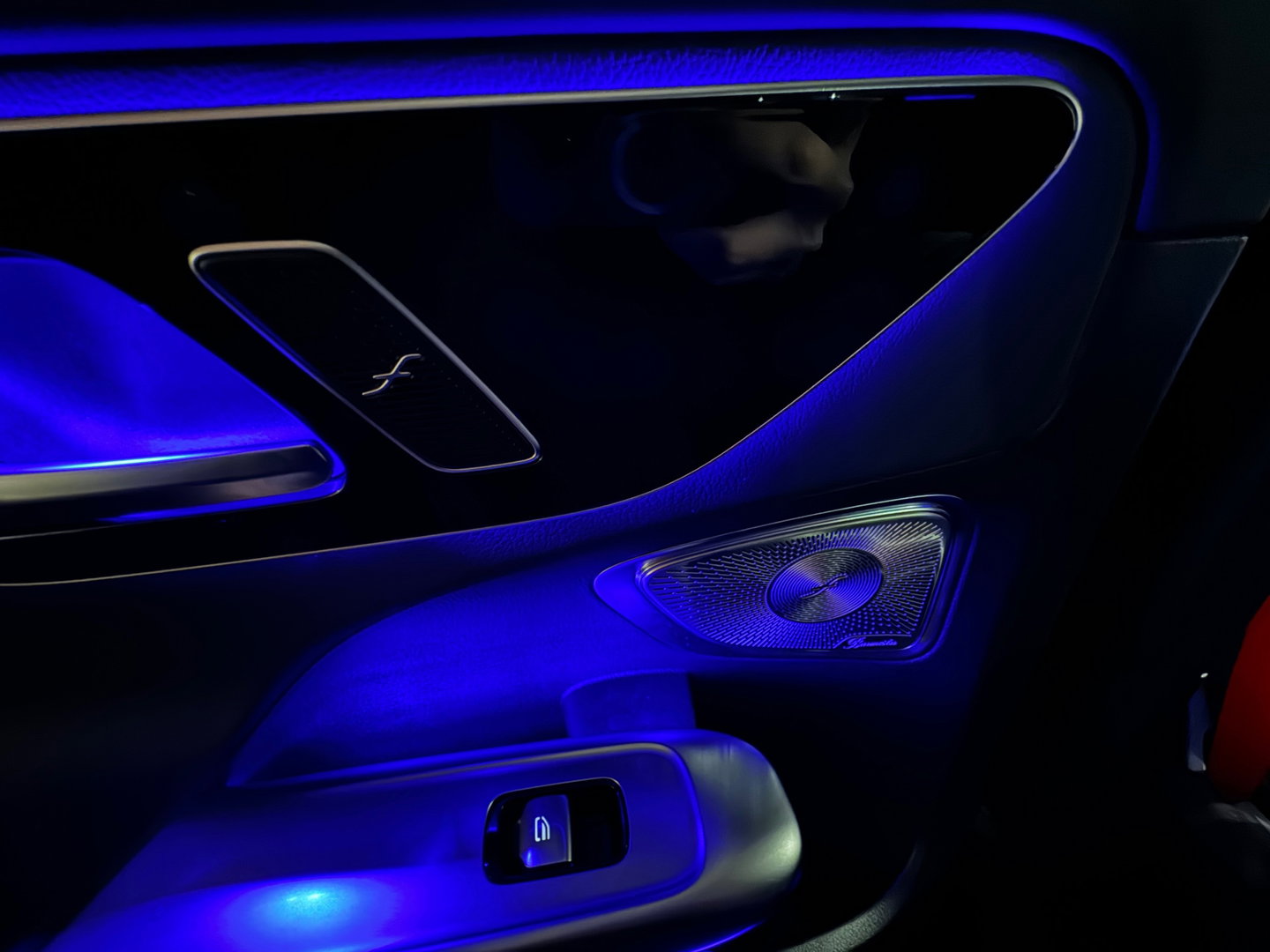 Mercedes-Benz C-Klasse 300 e AMG Pano|BTW|HuD|Burmester