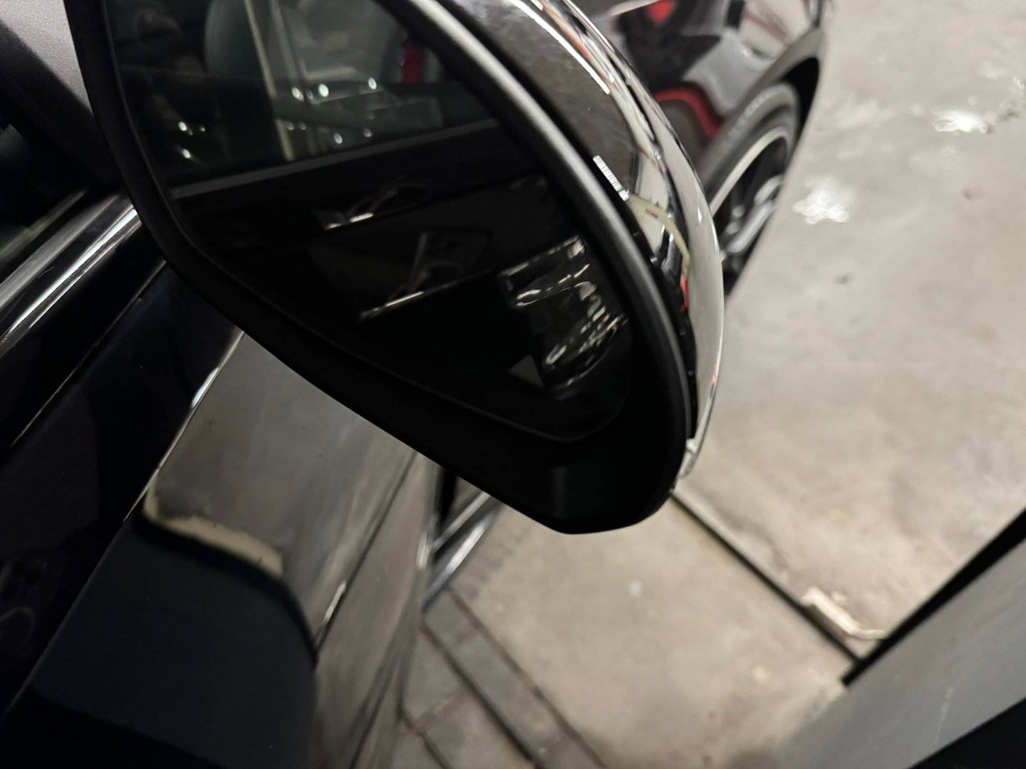 Mercedes-Benz C-Klasse 300 e AMG Pano|BTW|HuD|Burmester