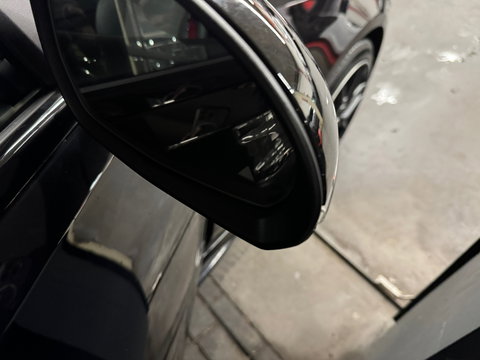 Mercedes-Benz C-Klasse 300 e AMG Pano|BTW|HuD|Burmester