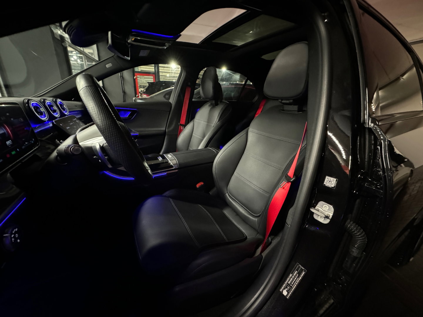 Mercedes-Benz C-Klasse 300 e AMG Pano|BTW|HuD|Burmester