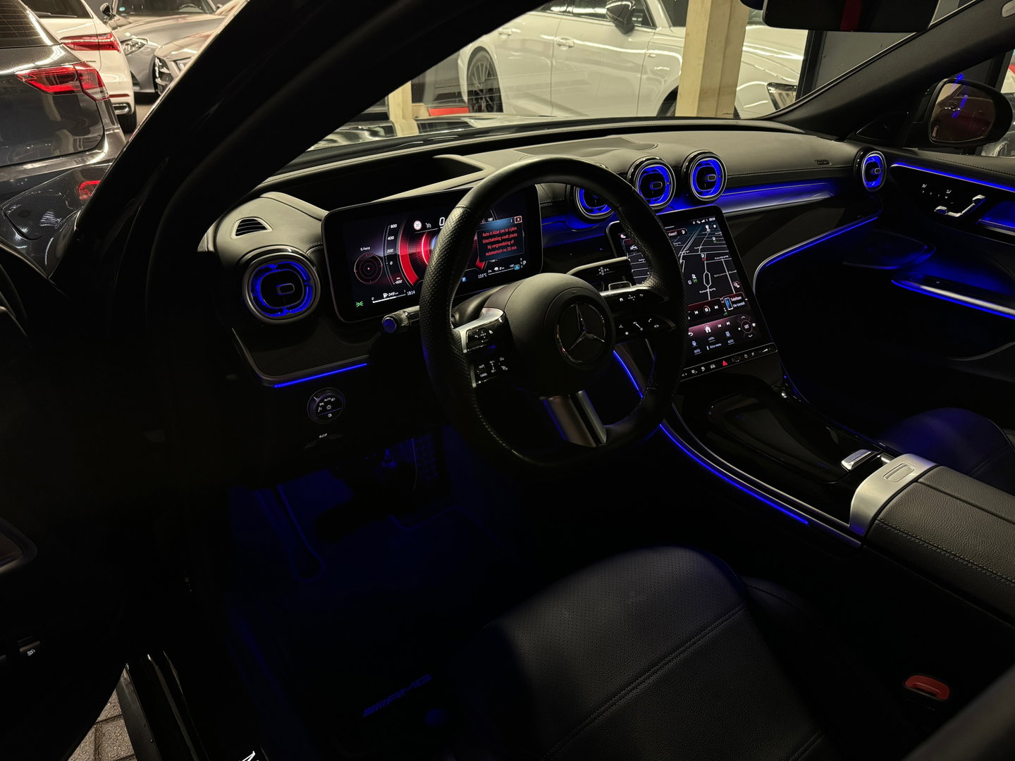 Mercedes-Benz C-Klasse 300 e AMG Pano|BTW|HuD|Burmester