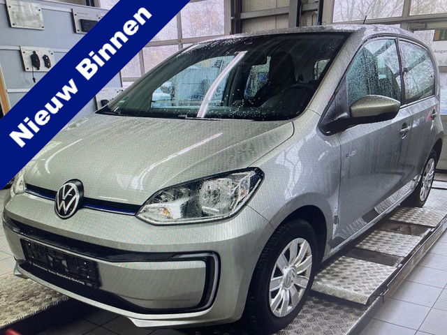 Volkswagen e-up! - e-up! Km 40.000 nwe type accu WLTP-actieradius van ongeveer 260 kilometer.