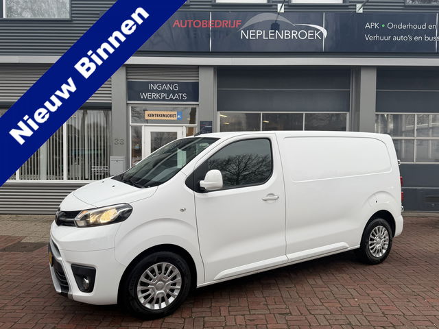 Toyota ProAce - Worker 2.0 D-4D Professional | Trekhaak | Navi | Klimaat | Rondvaart | PDC 2018 km 113.000 dealer onderhouden