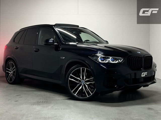 BMW X5 - xDrive45e M-Sport Pano Laser IAS H/K HUD Trekh. 22” Leer