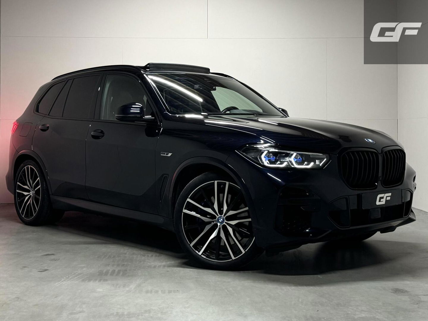 BMW X5 xDrive45e M-Sport Pano Laser IAS H/K HUD Trekh. 22” Leer