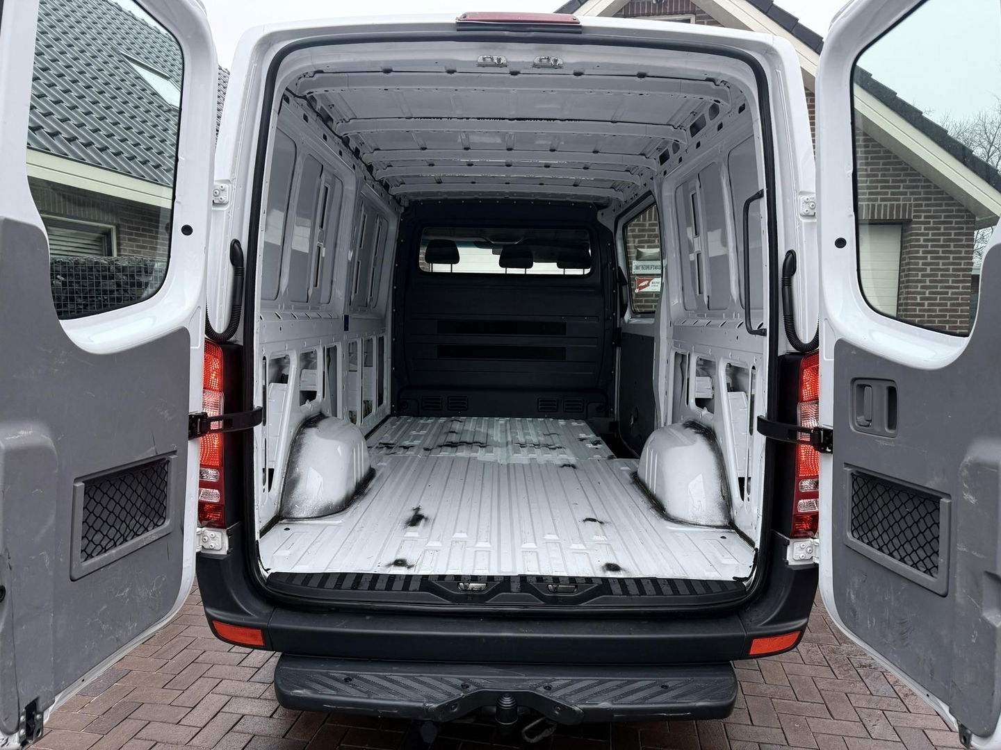 Mercedes-Benz Sprinter 311 2.2 CDI 366 L2H1 lang laag APK NAP automaat