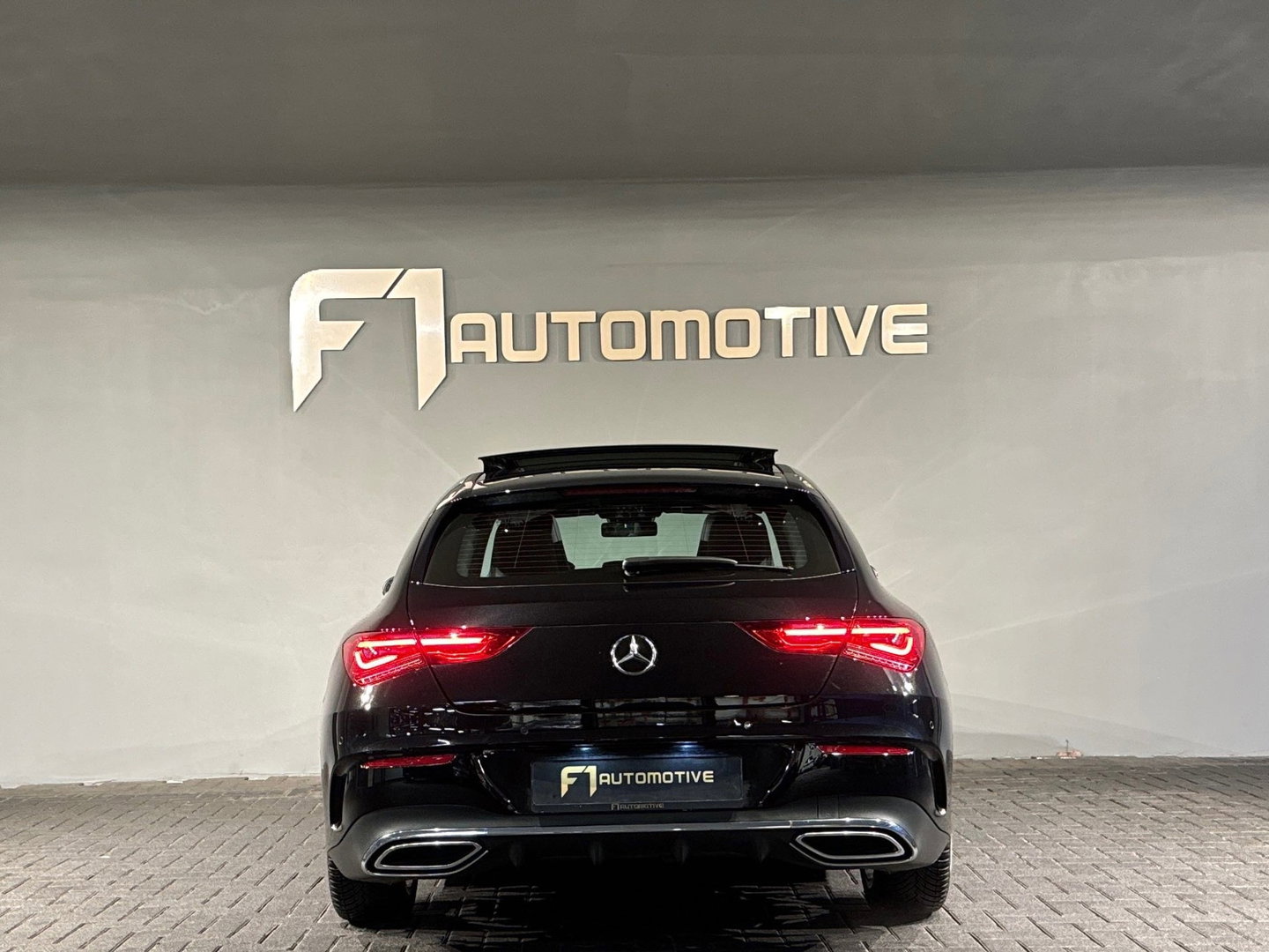 Mercedes-Benz CLA-Klasse Shooting Brake 180 AMG Pano|Sfeer