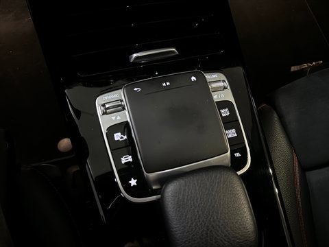 Mercedes-Benz CLA-Klasse Shooting Brake 180 AMG Pano|Sfeer