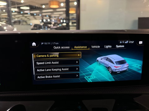 Mercedes-Benz CLA-Klasse Shooting Brake 180 AMG Pano|Sfeer