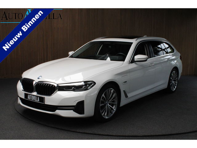 BMW 5 Serie - Touring 530e xDrive Panodak Leder Camera Memory ACC Elektr. achterklep Virtual Carplay LED Stoelverwarming DAB