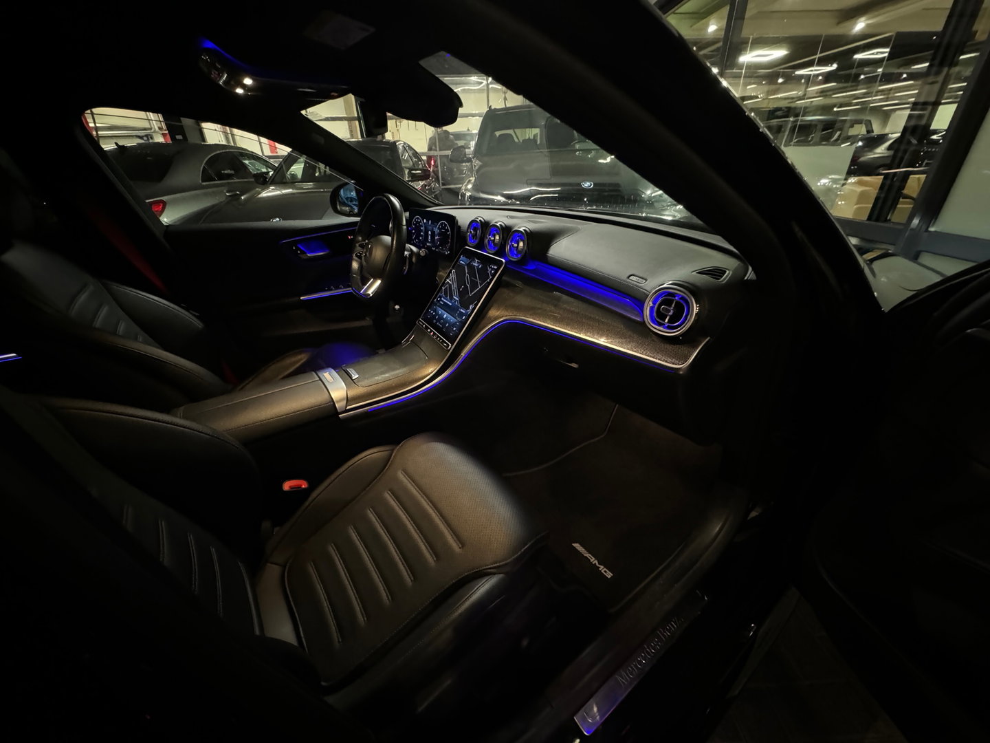 Mercedes-Benz C-Klasse 180 AMG Line Volleer|Night|Sfeer|NAP