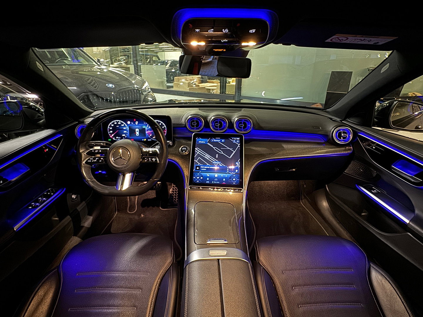 Mercedes-Benz C-Klasse 180 AMG Line Volleer|Night|Sfeer|NAP