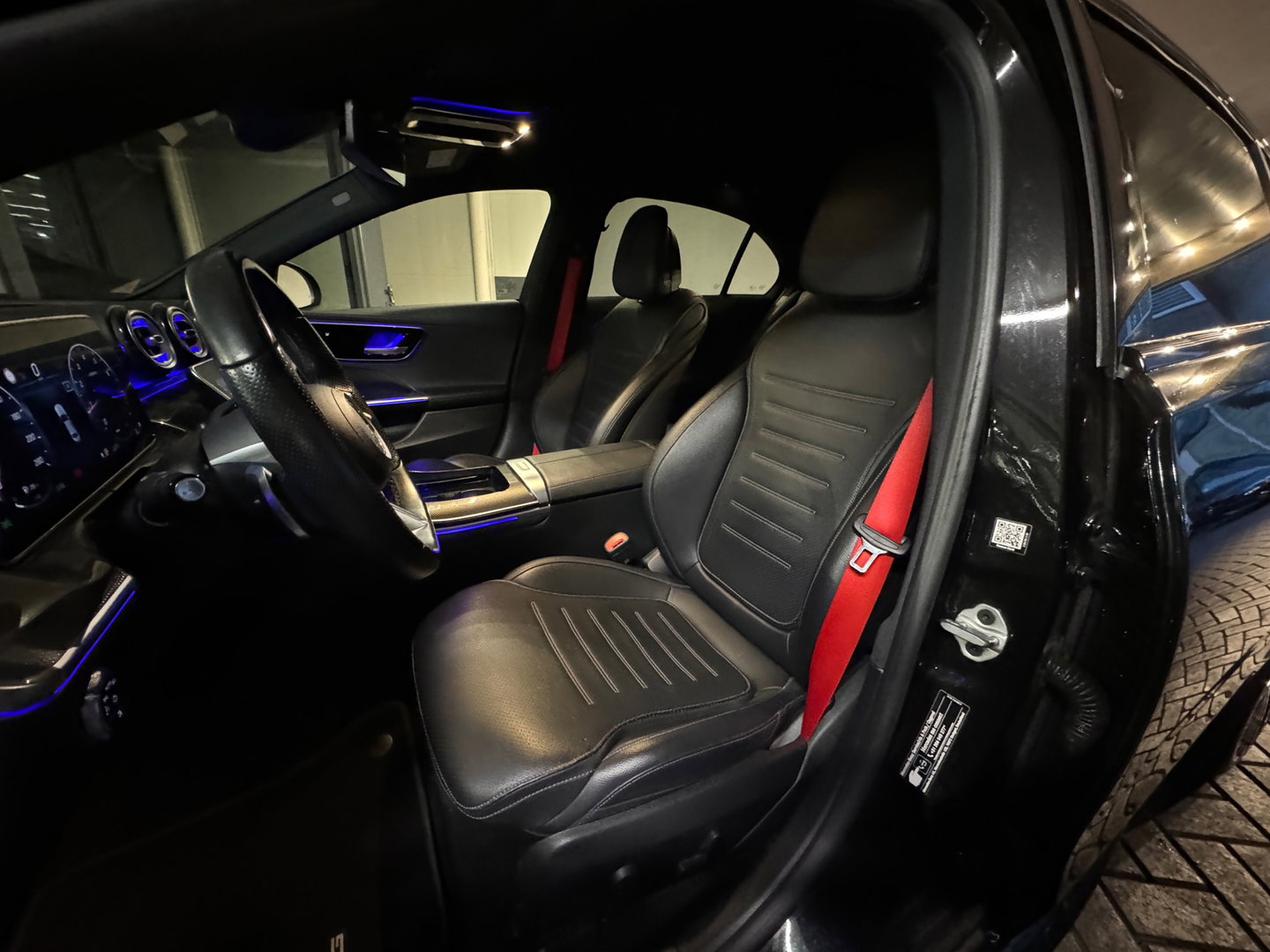 Mercedes-Benz C-Klasse 180 AMG Line Volleer|Night|Sfeer|NAP