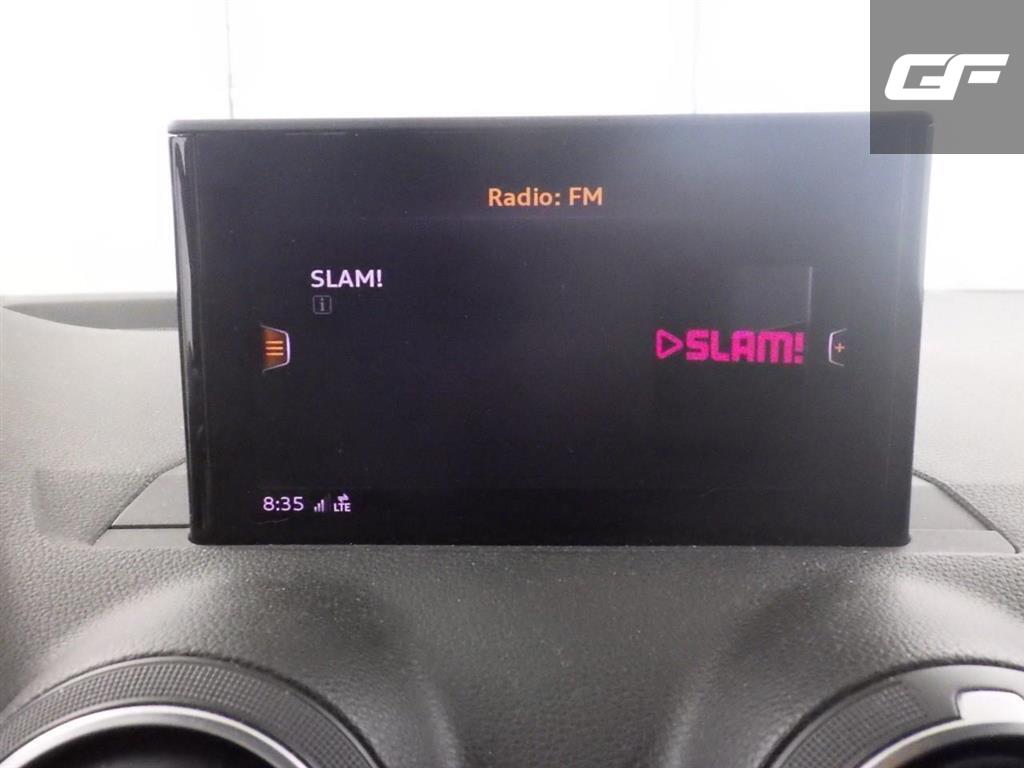 Audi Q2 35 TFSI S-Line Black Edition DSG Navi CarPlay