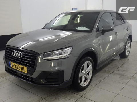 Audi Q2 35 TFSI S-Line Black Edition DSG Navi CarPlay