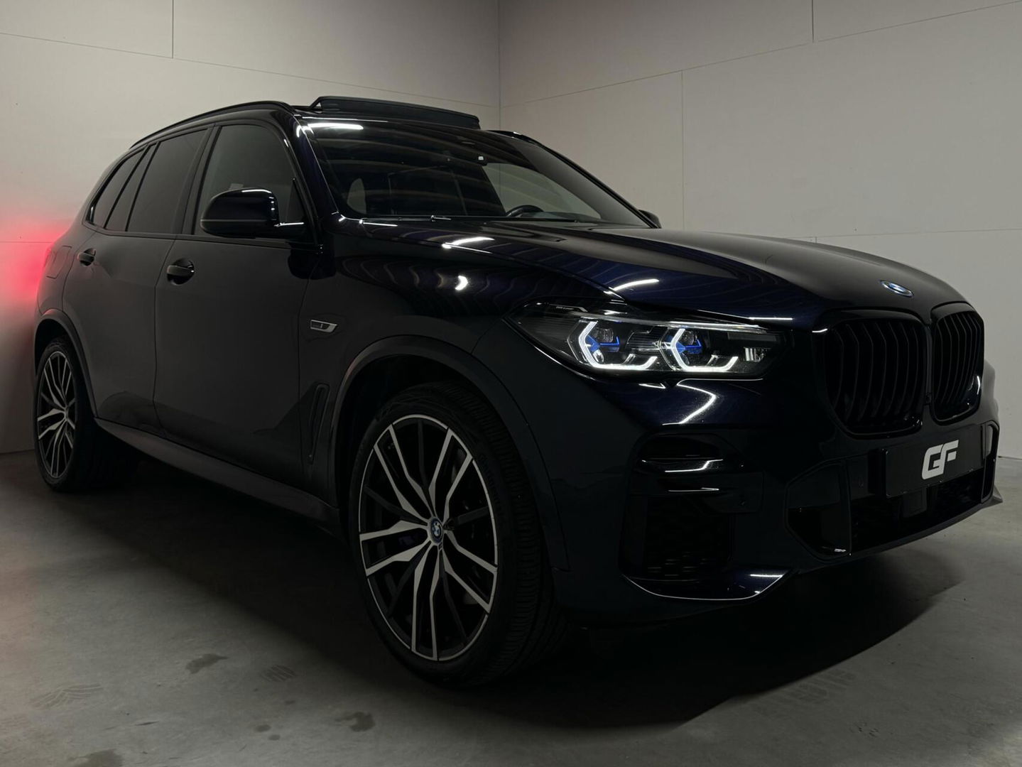 BMW X5 xDrive45e M-Sport Pano Laser IAS H/K HUD Trekh. 22” Leer