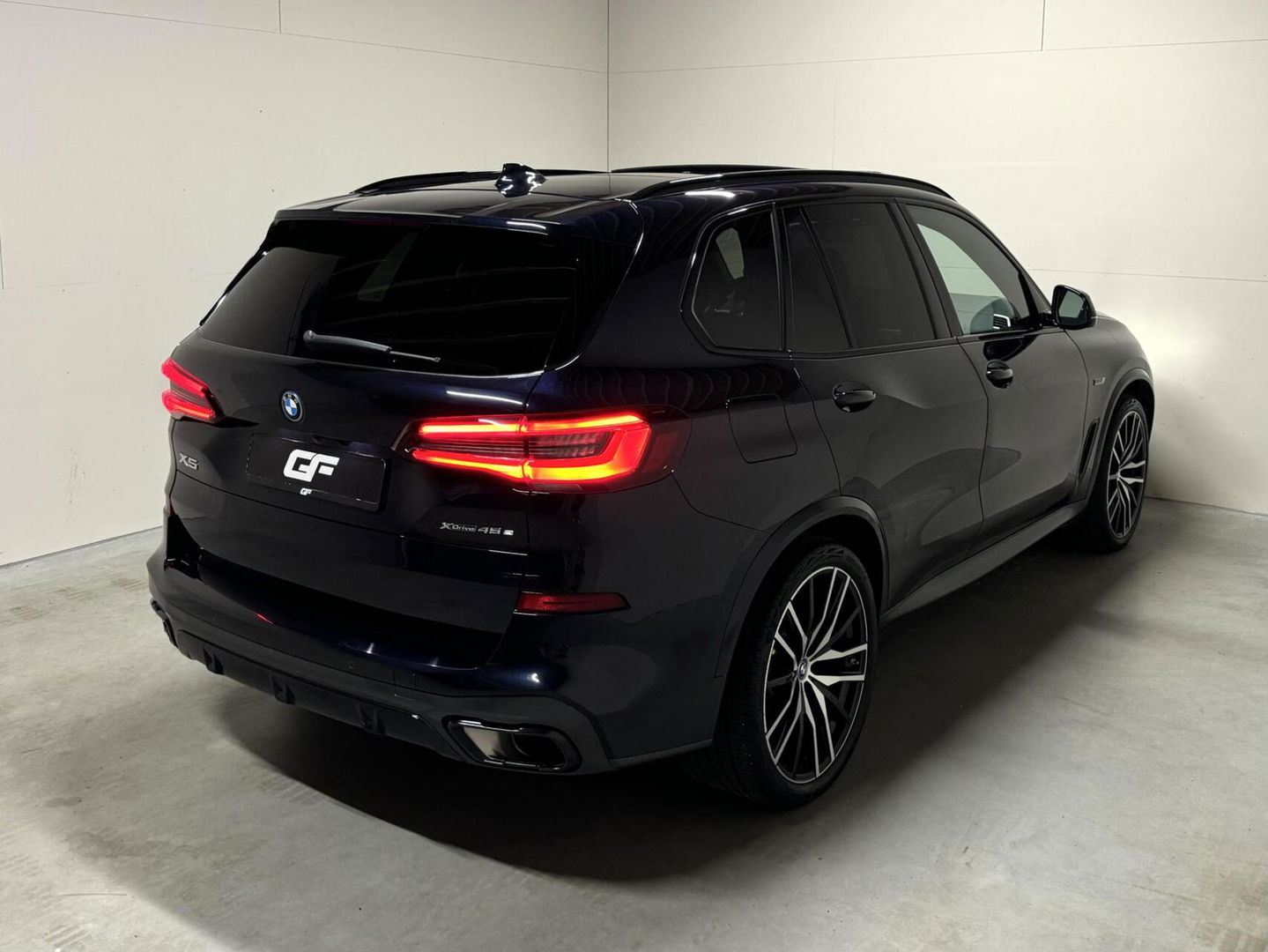 BMW X5 xDrive45e M-Sport Pano Laser IAS H/K HUD Trekh. 22” Leer