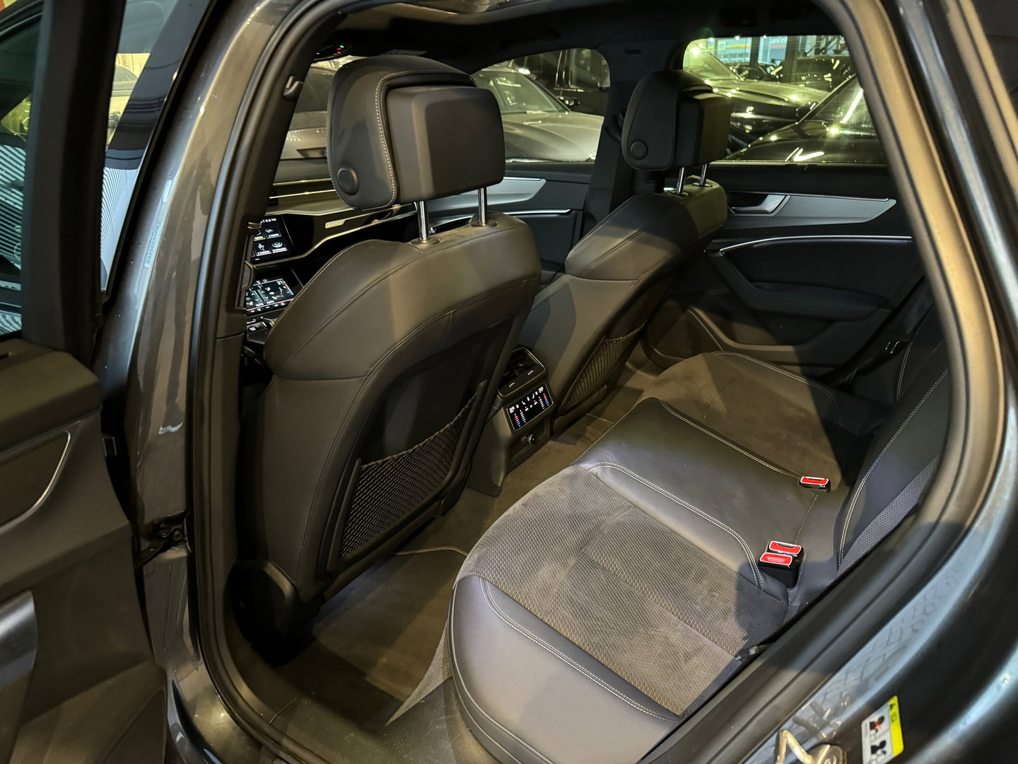 Audi A6 Avant 55 TFSI e quattro Competition Pano|Memory|Trekhaak