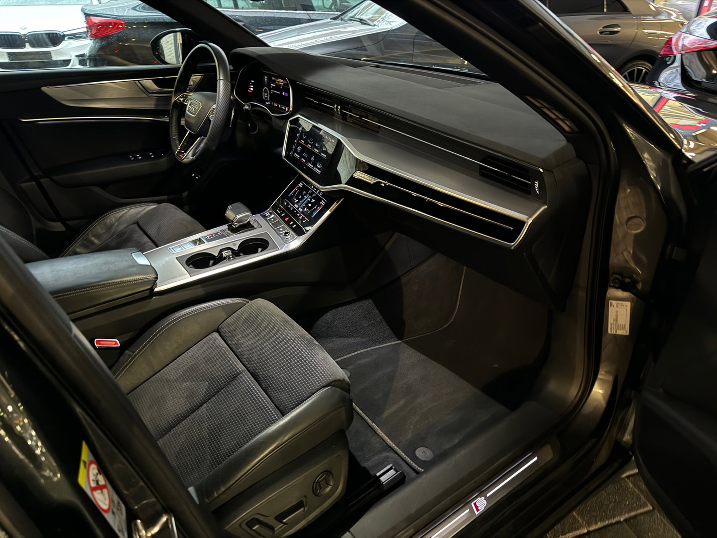 Audi A6 Avant 55 TFSI e quattro Competition Pano|Memory|Trekhaak