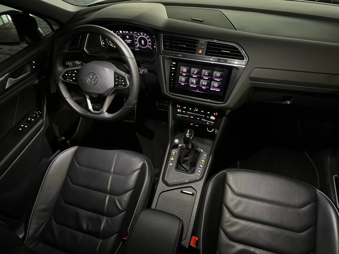 Volkswagen Tiguan 1.4 TSI eHybrid R-Line Pano|BTW|Memory|Trekhaak