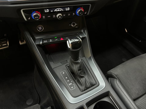 Audi Q3 45 TFSI e 2X S-Line Pano|Sfeer|B&O|Keyles|360|Trekhaak