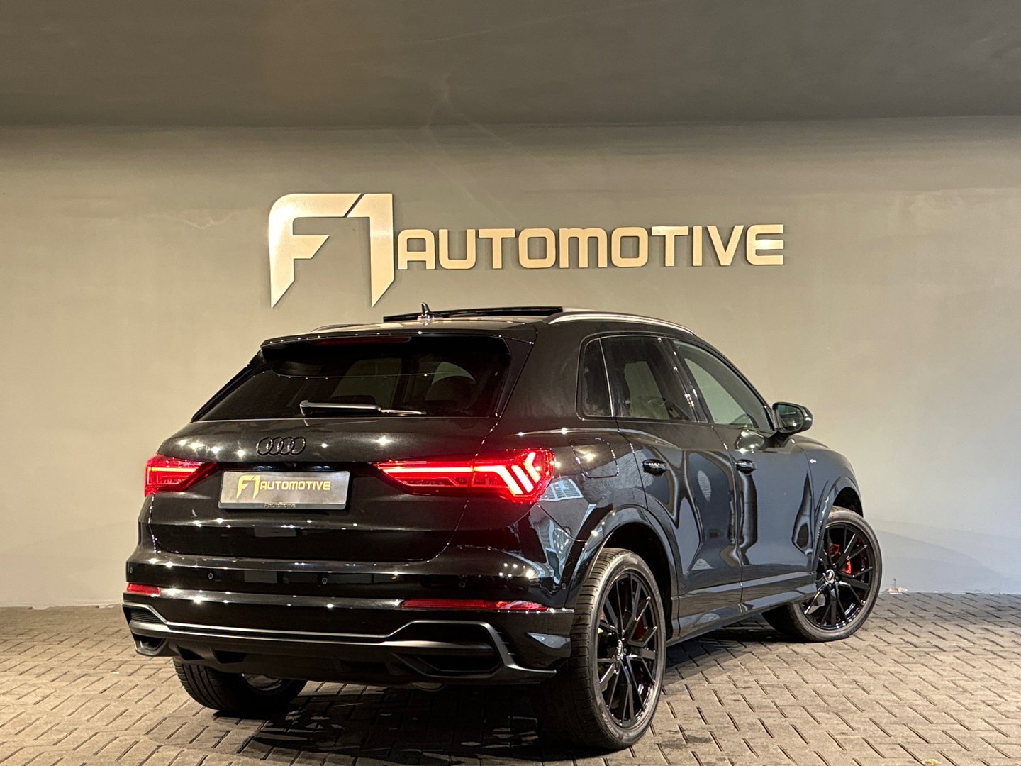 Audi Q3 45 TFSI e 2X S-Line Pano|Sfeer|B&O|Keyles|360|Trekhaak