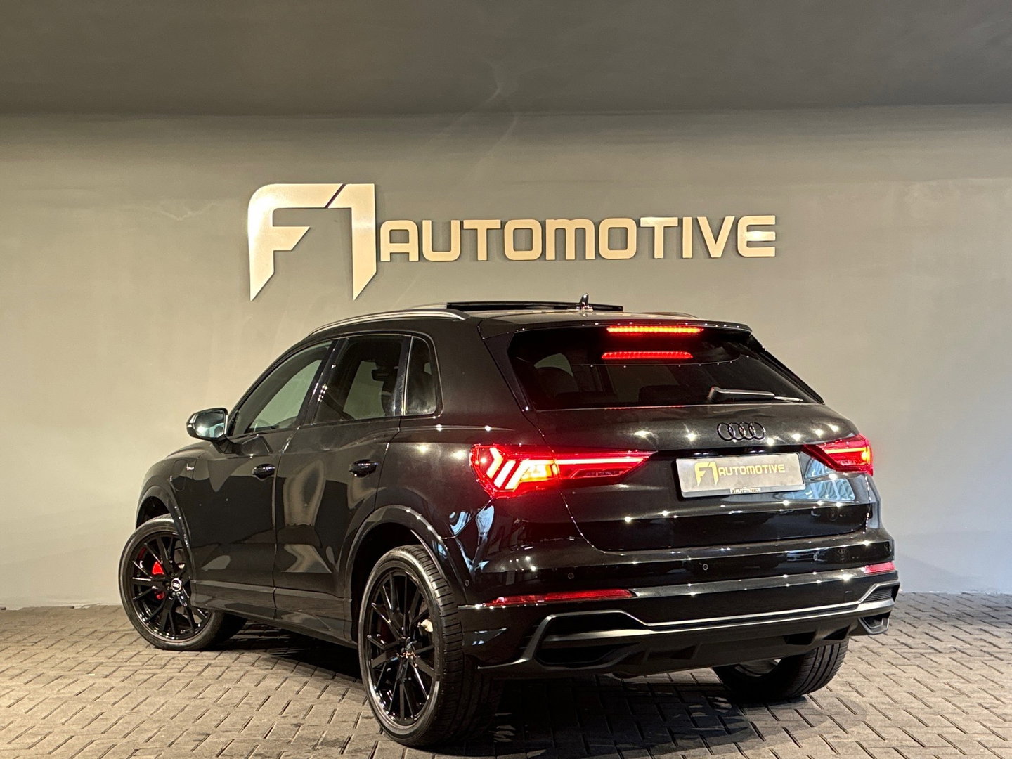 Audi Q3 45 TFSI e 2X S-Line Pano|Sfeer|B&O|Keyles|360|Trekhaak