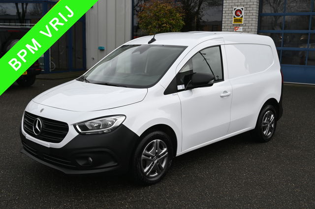 Mercedes-Benz Citan - 110 CDI L1 Pro 3 Zitplaatsen, Trekhaak, Apple Carplay/Android Auto