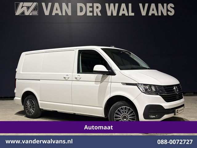 Volkswagen Transporter - 2.0 TDI 150pk Automaat L1H1 Euro6 Airco | Navigatie | Camera | Cruisecontrol | Android Auto Parkeersensoren, Bijrijdersbank