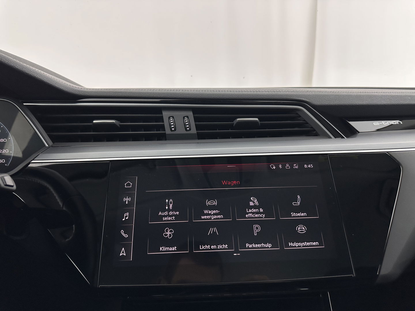 Audi e-tron 50 quattro Business edition 71 kWh [ 3-Fase-11kW ] {SOH-99%} (INCL-BTW) Aut. *HEATPUMP | FULL-LED | DIGI-COCKPIT | NAVI-FULLMAP | MEMORY-PACK |  COMFORTSEATS | KEYLESS | AUDI-SOUND | SHIFTPADDLES | DAB+ | ECC | DRIVE-SELECT | PDC | CRUISE | TOWBAR | 20